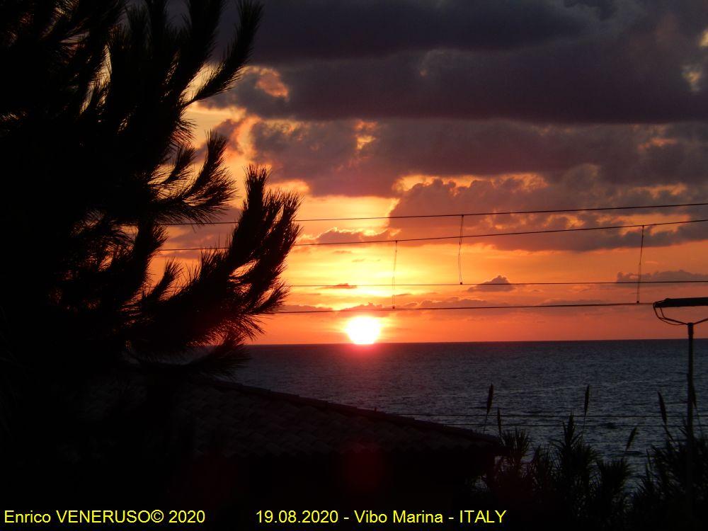 Tramonto a Vibo Marina - 1 19.08.2020.JPG